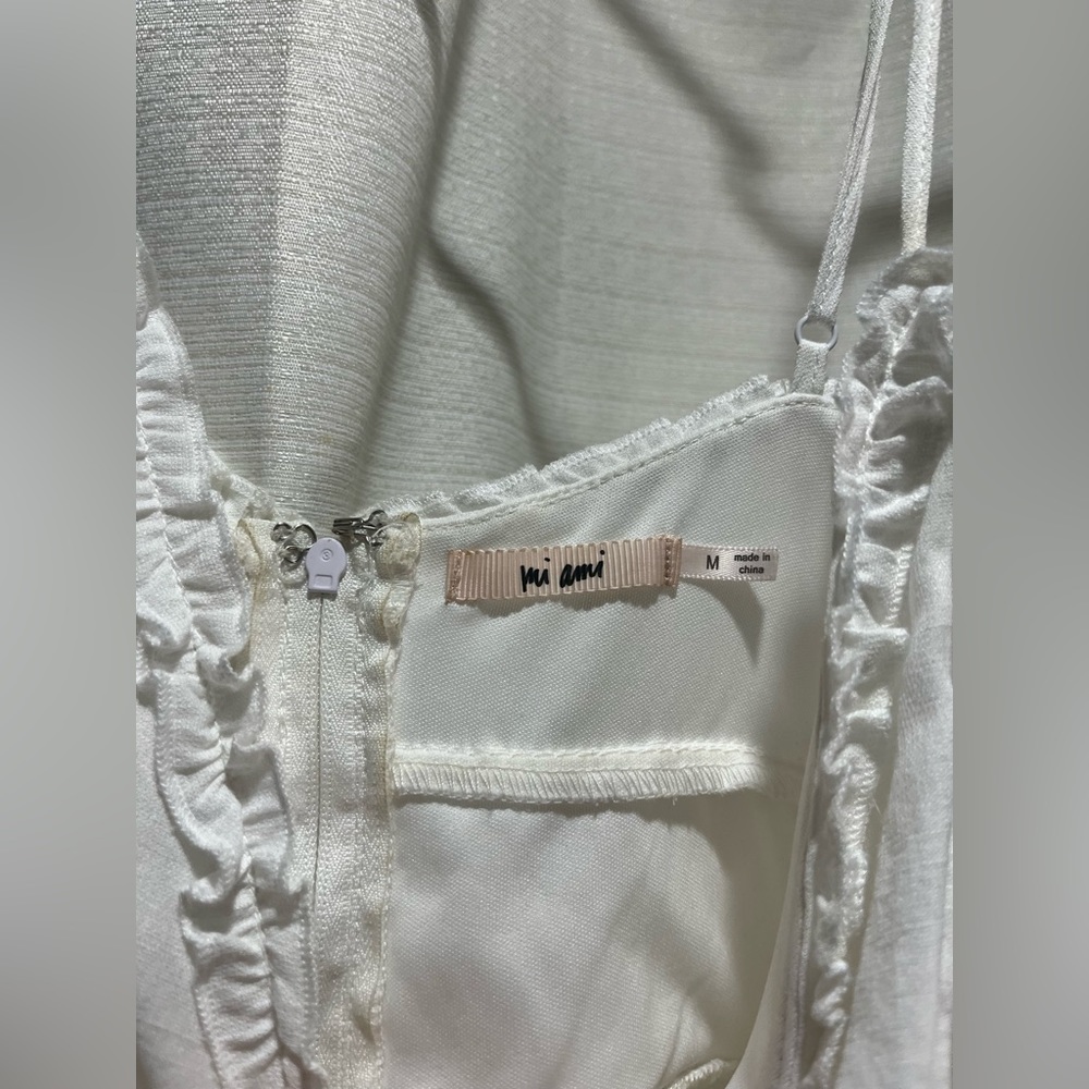Francesca’s white romper - Picture 4 of 5